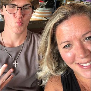 Meet your Posher, Beth